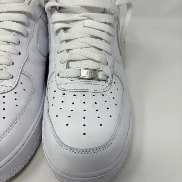 Nike Air Force 1 '07 Low Triple White Men's Size 9.5 - Picture 9 of 10